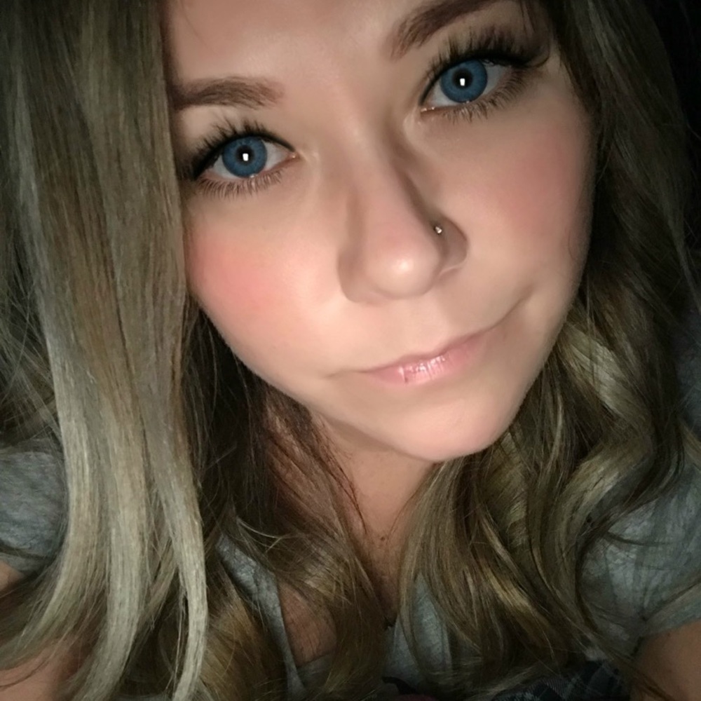 Meet your Posher, Marcy